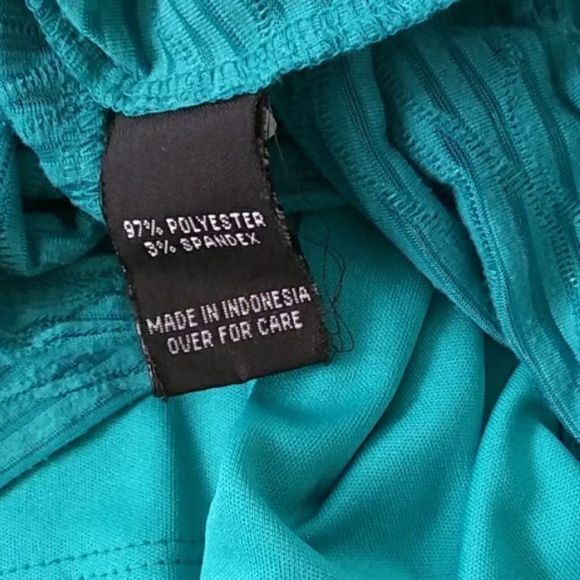 AB Studio xl sleeveless top with liner green - Picture 4 of 5